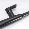 Gran oferta de latón, estilo elegante, grifo de Color negro mate para fregadero de cocina